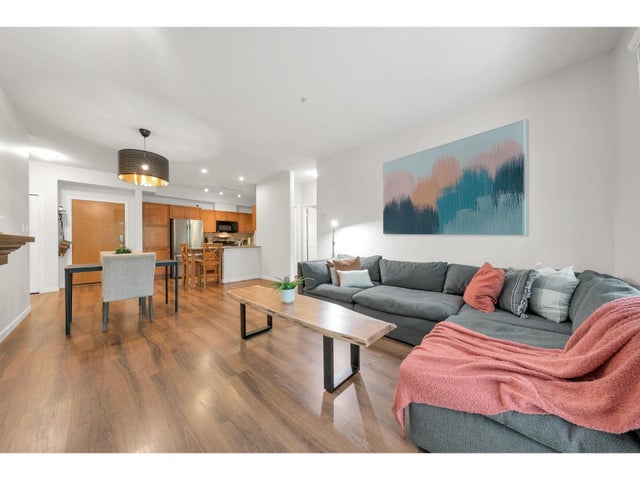 311 33318 E Bourquin Crescent, Abbotsford