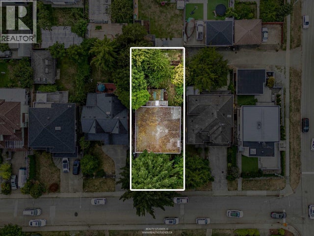 6537 Waltham Avenue, Burnaby