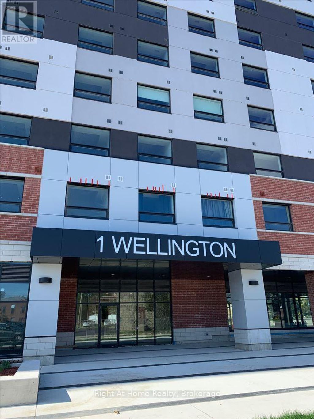 308 - 1 Wellington Street, Brantford