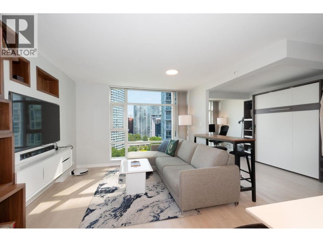 1703 198 Aquarius Mews, Vancouver