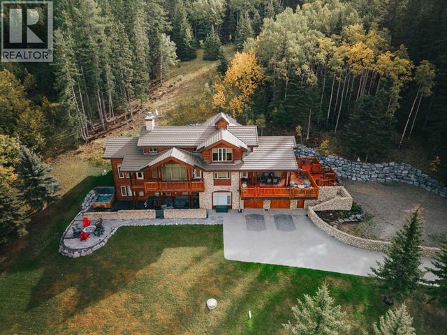 35 Horseshoe Bend, Rural Foothills County