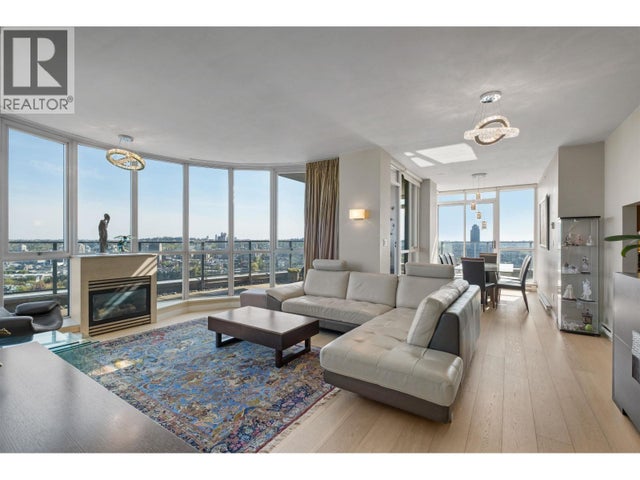 4201 1408 Strathmore Mews, Vancouver