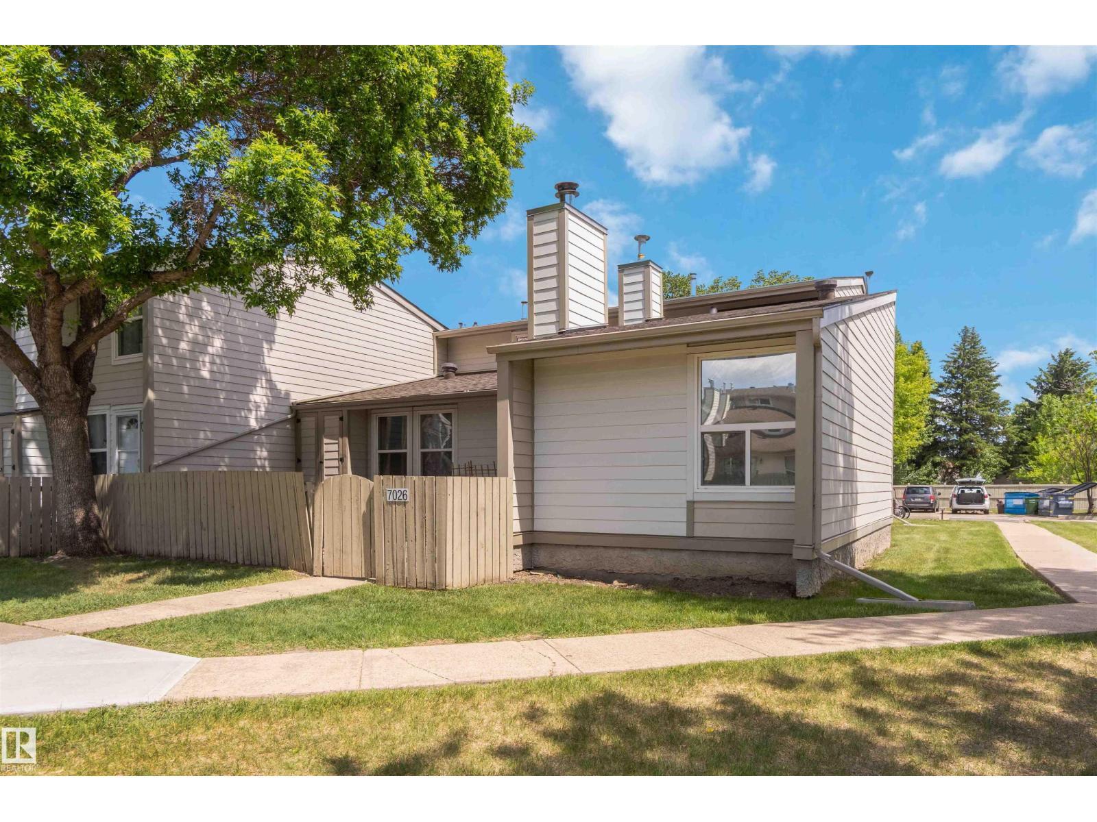 7026 Millwoods Rd Nw, Edmonton