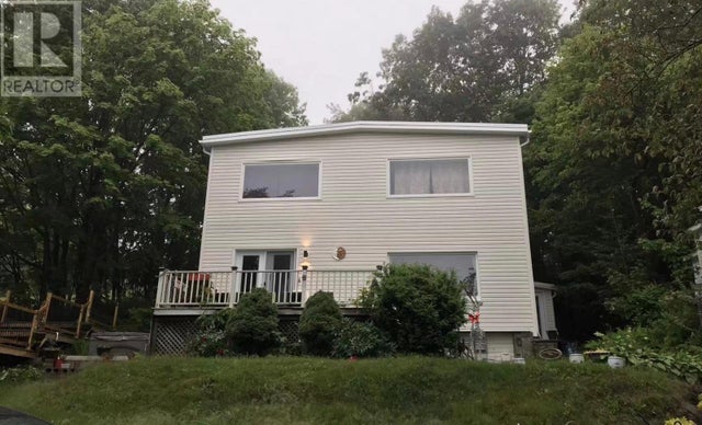 9 Milton Drive, Halifax