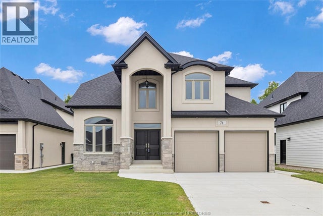 71 Redwood, Kingsville