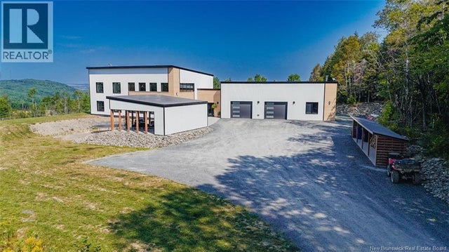 3156 Route 585, Newbridge