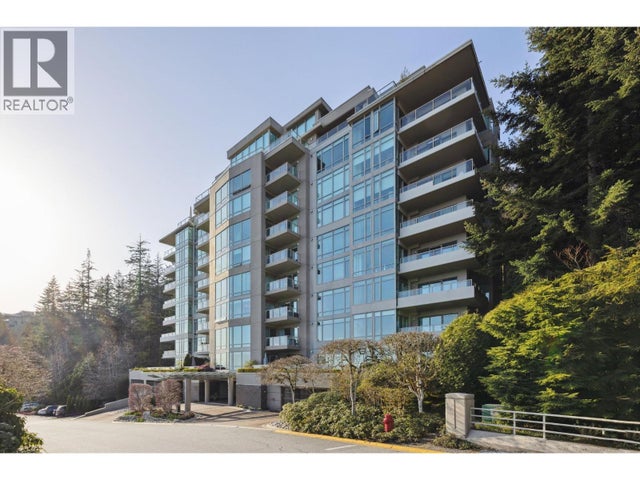 302 3131 Deer Ridge Drive, West Vancouver
