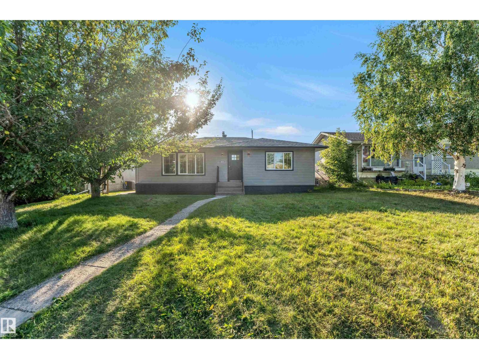 13604 139 St Nw, Edmonton