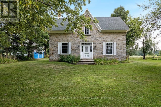 2565 Christie Lake Road, Tay Valley