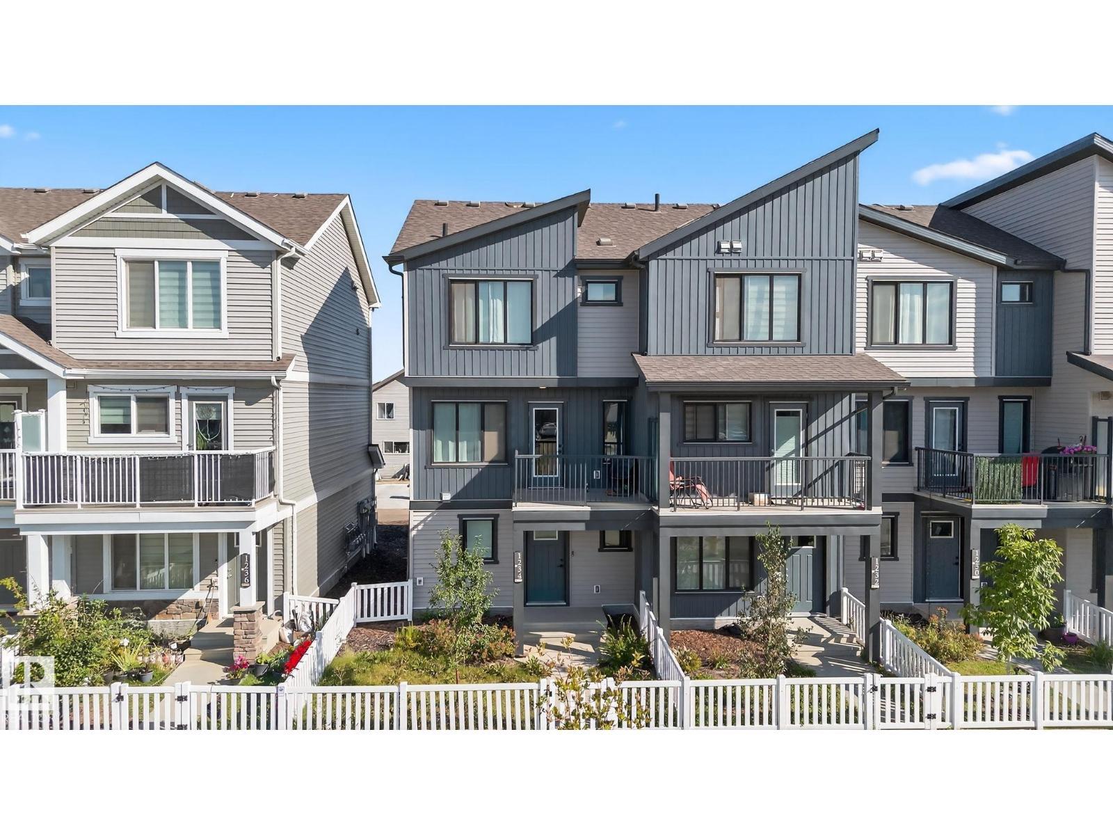 1234 Aster Bv Nw, Edmonton