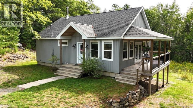 135 Pine Point Road, Dufferin