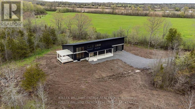 1032 Burr Road, Prince Edward County (hillier Ward)