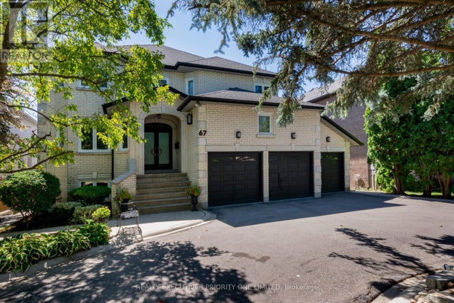 67 Stockdale Crescent, Richmond Hill (north Richvale)