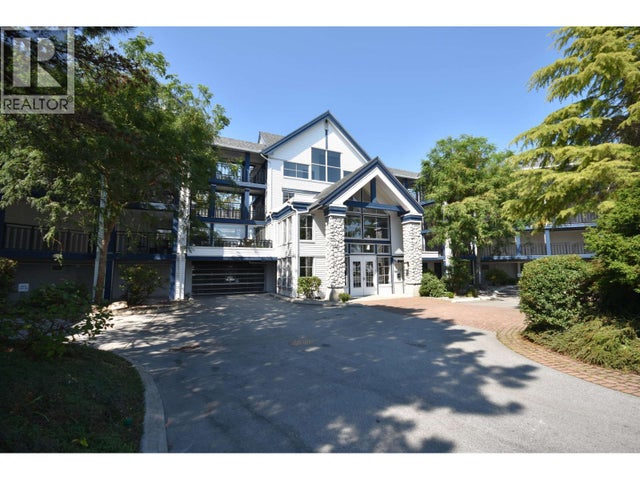 302 4955 River Road, Delta