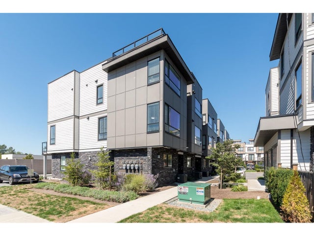 1 19631 55a Avenue, Langley