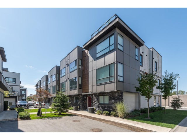 8 19631 55a Avenue, Langley