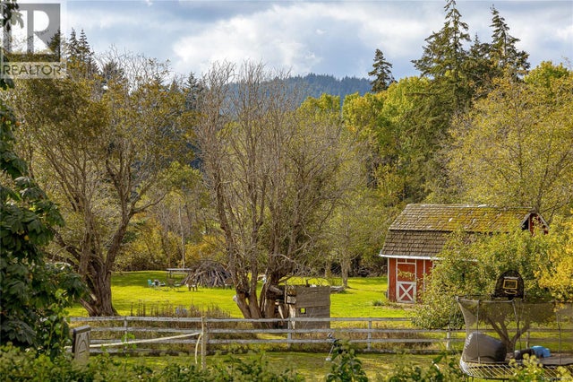 4286 Happy Valley Rd, Metchosin