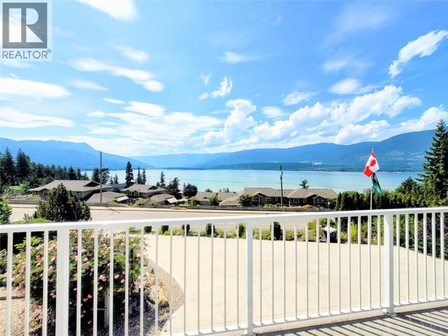 4410 Lakeshore Road Ne, Salmon Arm