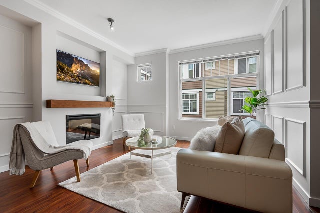 33 14356 63a Avenue, Surrey