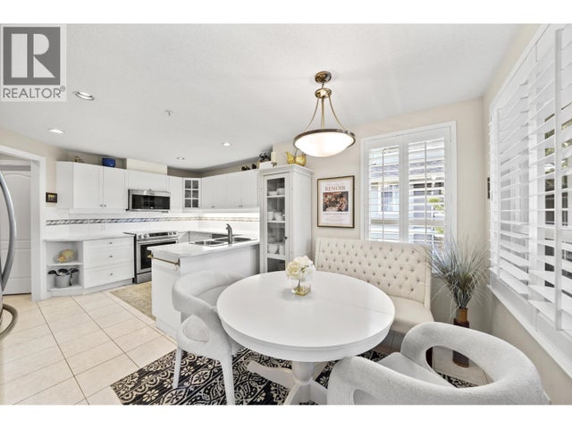 204 1250 55 Street, Delta