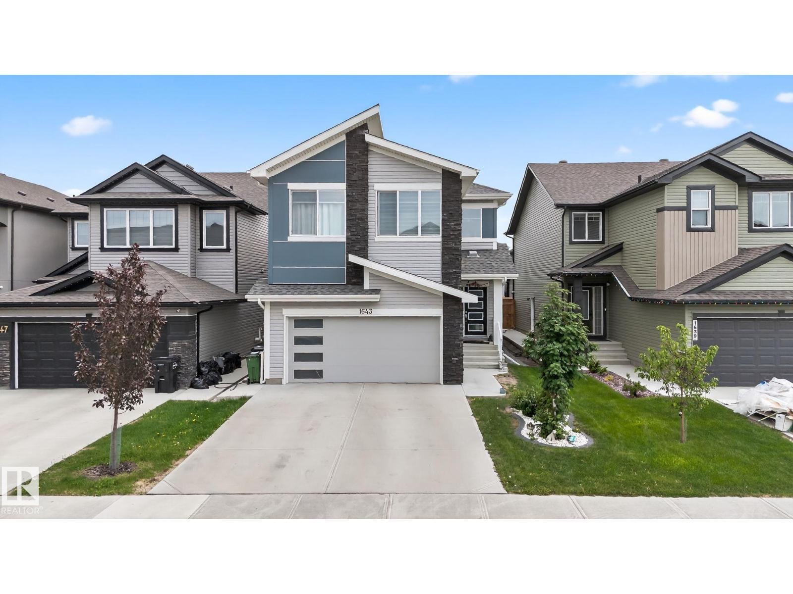 1643 14 St Nw, Edmonton