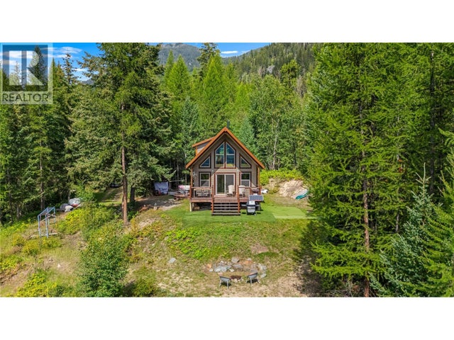 3617 St. Mary Lake Road, Kimberley