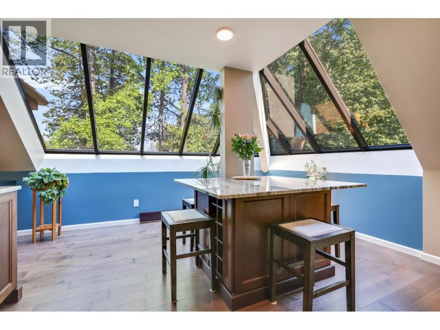 3 3980 Canada Way, Burnaby