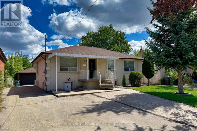 19 Granite Street, Toronto (clanton Park)