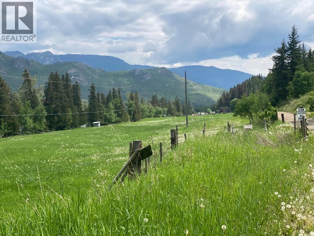 4357 Peterson Betts Road, Barriere