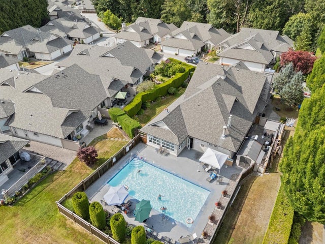 74 9025 216 Street, Langley