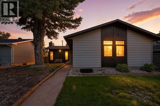 227 Parkside Way Se, Calgary