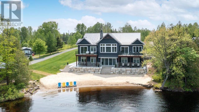 19 Bears Paw, Whitestone (dunchurch)