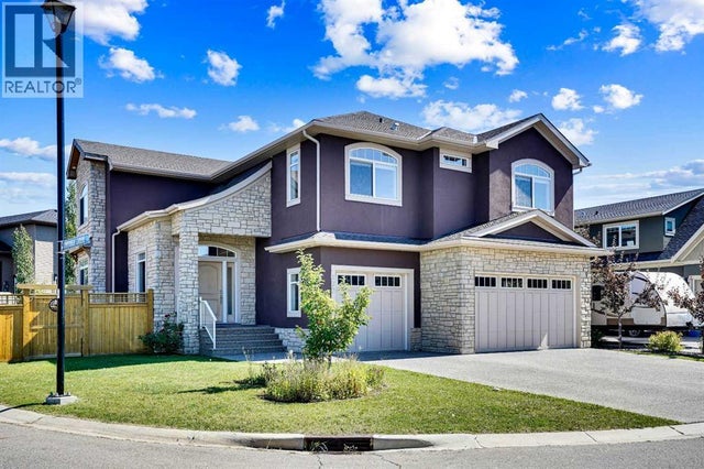 172 Kinniburgh Way, Chestermere