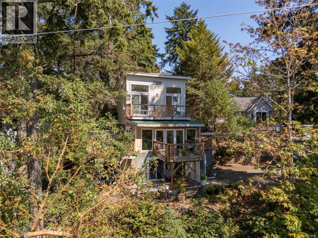 2545 Florence Lake Rd, Langford