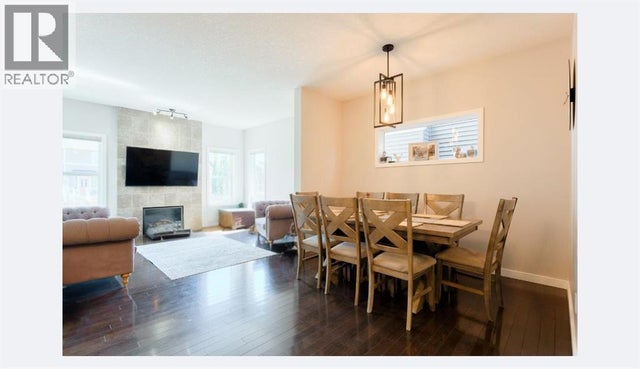 40 Sunrise Terrace, Cochrane