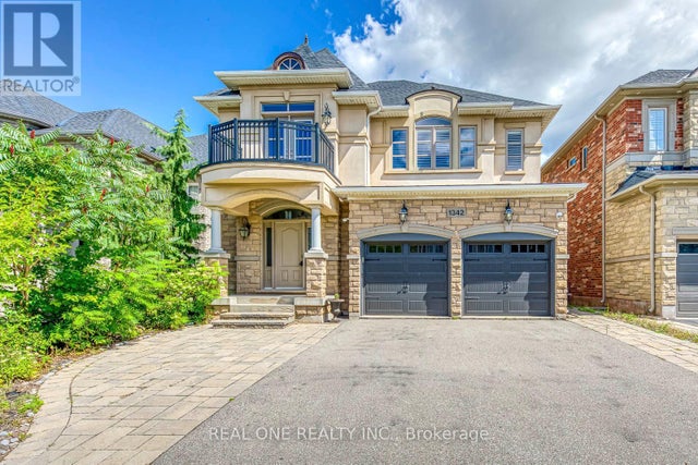 1342 Kestell Boulevard, Oakville (jc Joshua Creek)