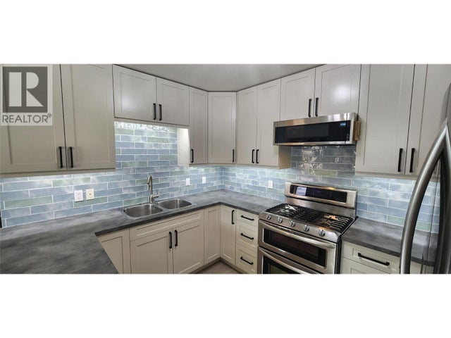 7766 18th Street, Grand Forks