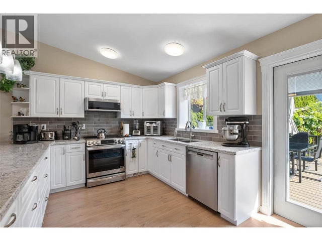 351 Juniper Street, Chase