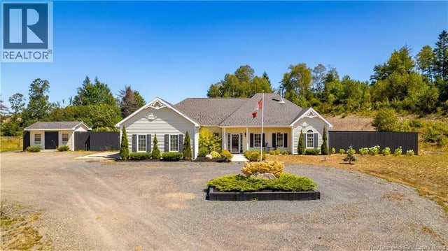 84 Route 785, Pennfield