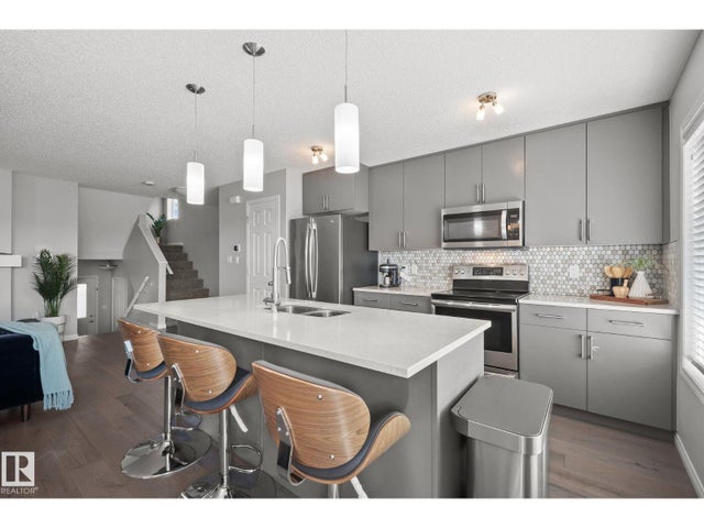 8511 24 Ave Sw, Edmonton