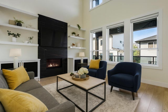 8585 Forest Gate Drive|eastern Hillsides, Chilliwack