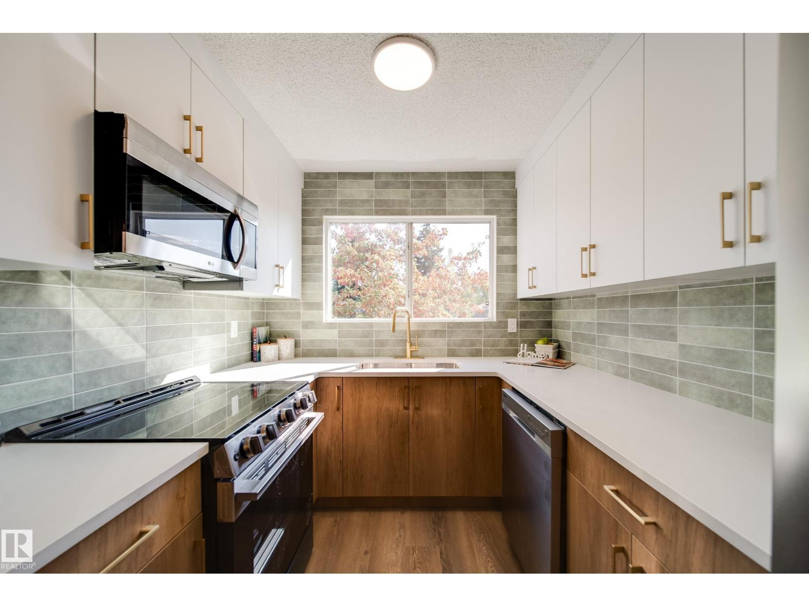 9949 171 Av Nw, Edmonton