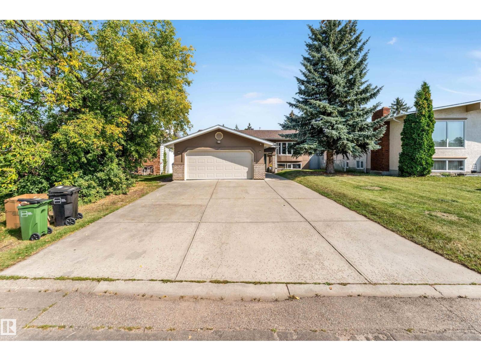 3923 67 St Nw, Edmonton