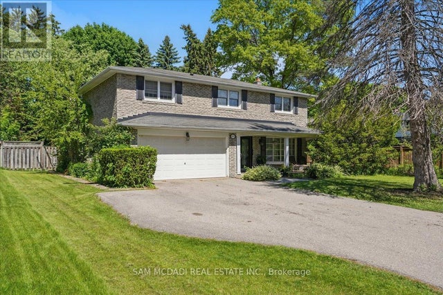 1571 Yew Street, Mississauga (sheridan)