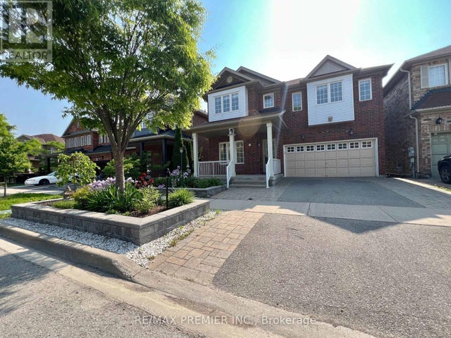 155 Penndutch Circle, Whitchurch-Stouffville (stouffville)