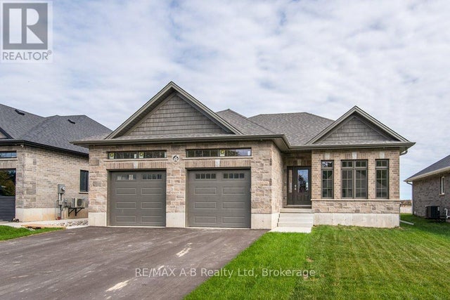 17 Diamond Street, East Zorra-Tavistock (tavistock)