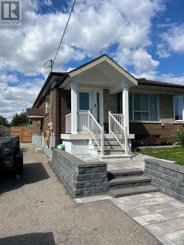 10 Rambler Place, Toronto (glenfield-Jane Heights)