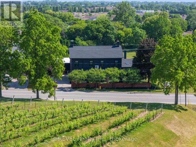 3543 King Street, Lincoln (escarpment)