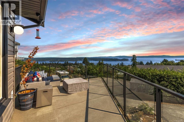 824 Craig Rd, Ladysmith