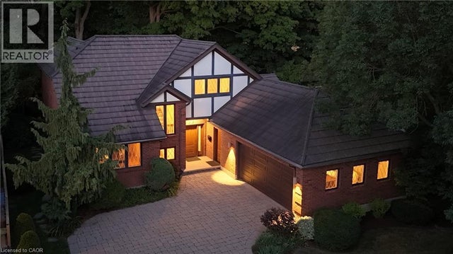 33 Walnut Drive, Guelph